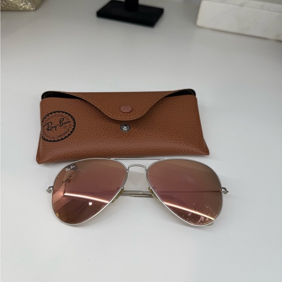 Ray Ban aviator flash lens sunglasses in Pink - Picture 1 of 4